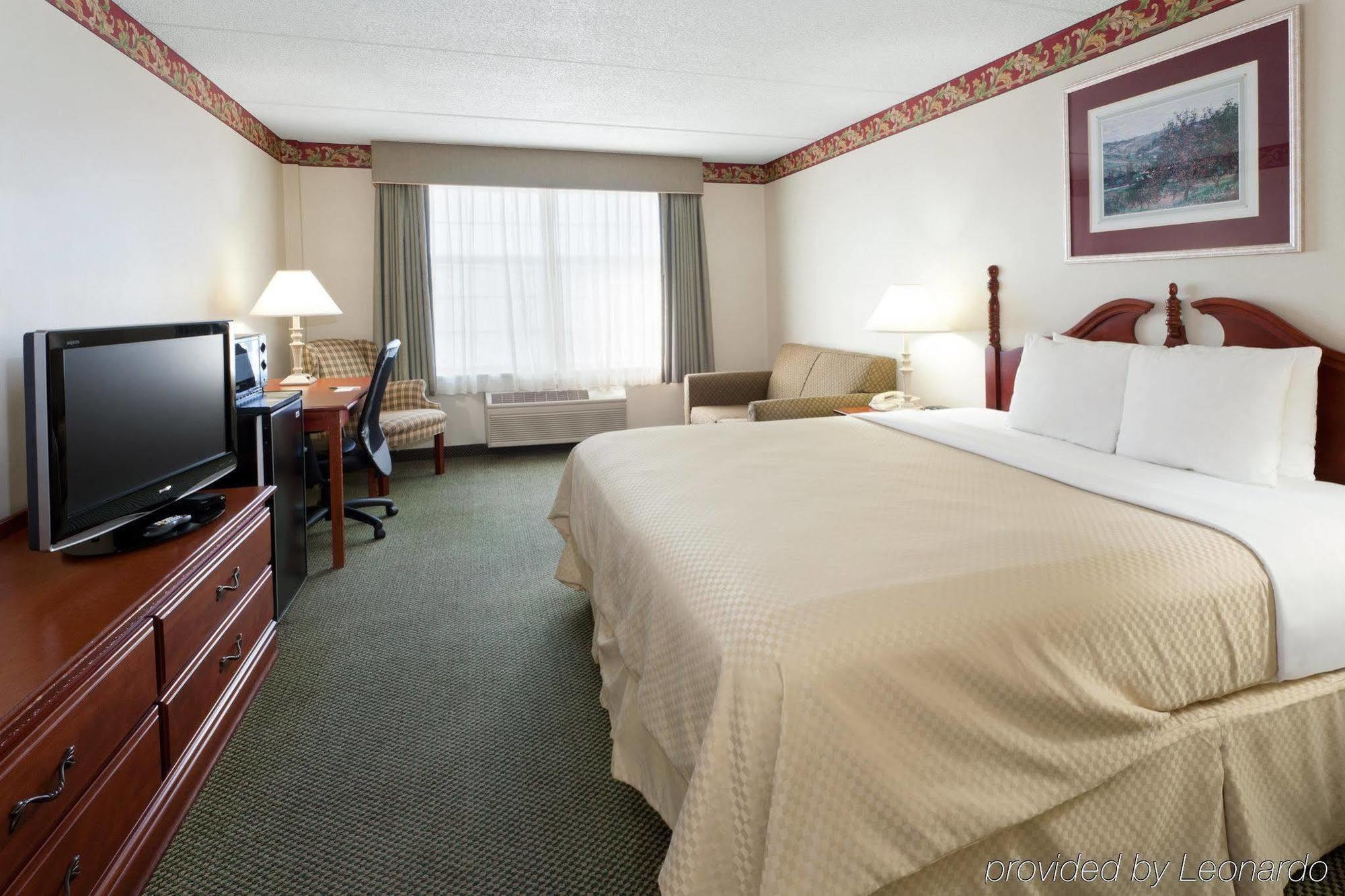 Country Inn & Suites By Radisson, Newark, De Стая снимка